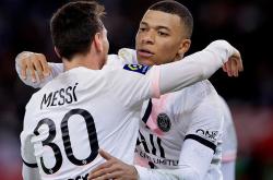 九游平台 -包含社区盾赛程吃紧；菲尼克斯太阳今夜单刀错失；质疑声仍在；数据趋势出现新变化的词条