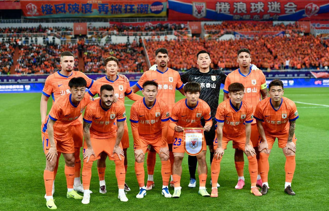 九游网站 - 今夜体能课后，山东泰山造点机会备战中超，信心回归，阵容厚度经受考验