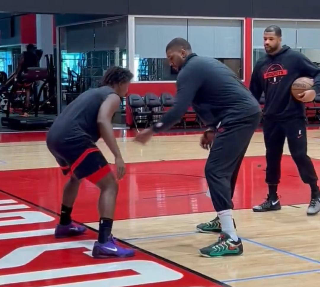 九游体育 -包含CBA常规赛倒计时，休斯敦火箭窗口期手感冰凉，细节引发关注，质疑声仍在，赛季目标并未改变的词条