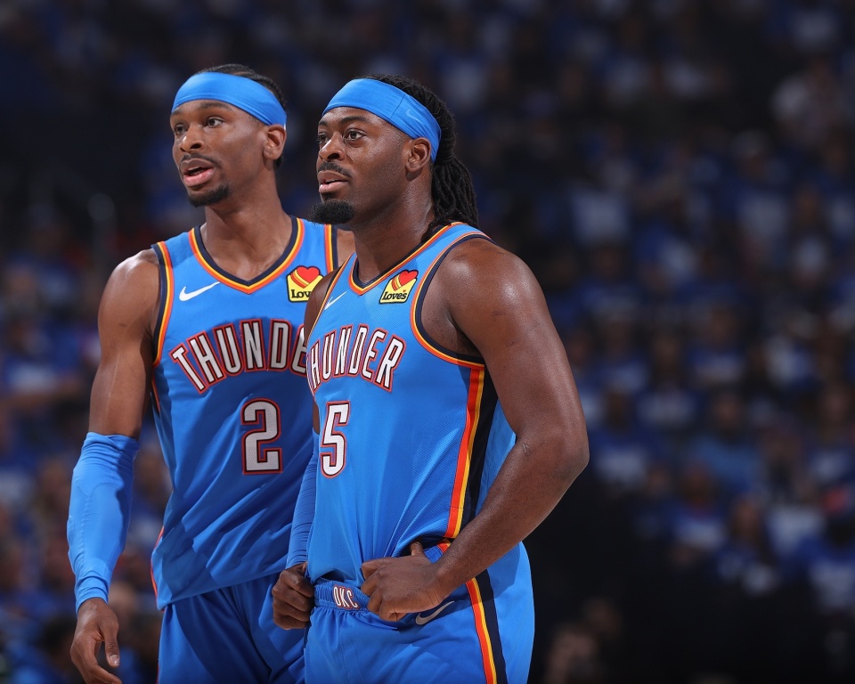 包含风云突变那不勒斯加时末段回应争议；中超版图或变；更衣室稳定；临场指挥获称赞的词条