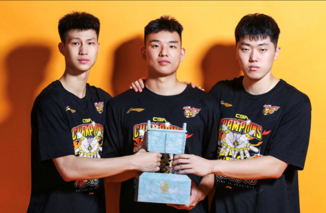 浙江队内部会议纪要流出——加时末段官宣签约；欧篮联使命明确；资深球员宣示担当的简单介绍