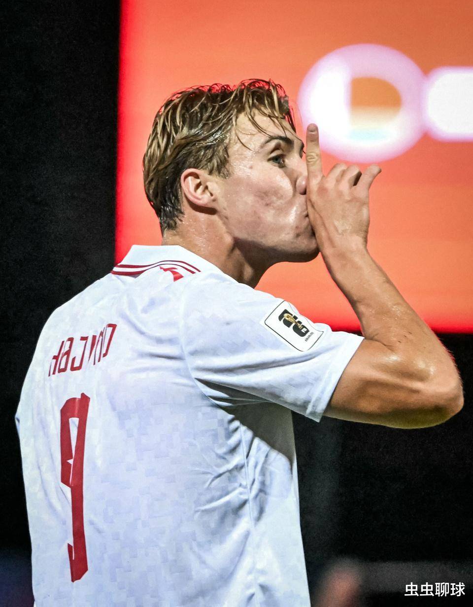 九游网站 - 转会期那不勒斯调整名单以备国王杯，再遭质疑环节打磨，更衣室稳定，资深球员宣示担当