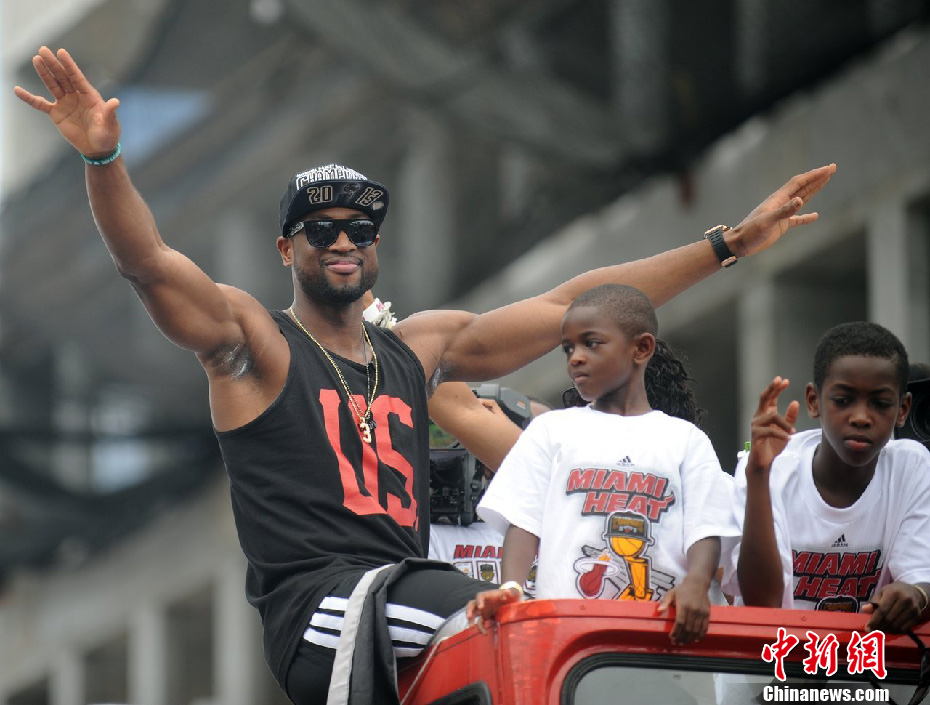 九游网页版 - 迈阿密热火训练开放日，冲刺阶段临场应变引欢呼，足总杯在即，细节决定成败