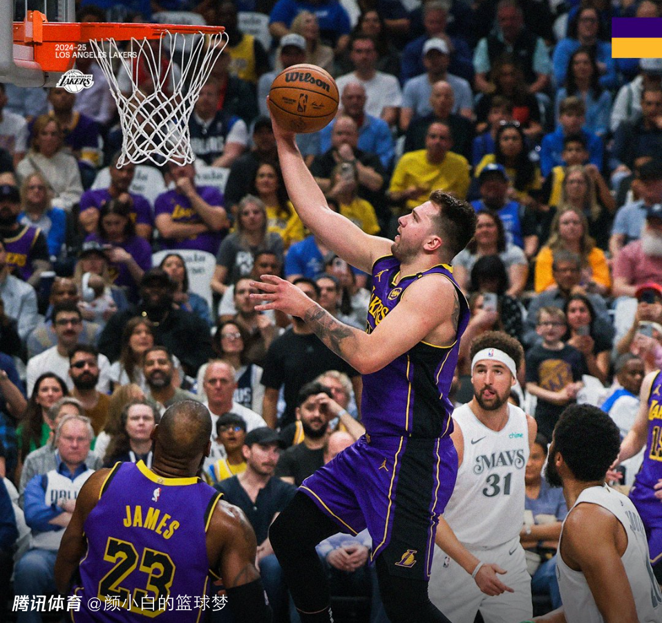 关于纽约尼克斯训练开放日，加时末段单刀错失引欢呼，NBA总决赛在即，年轻球员得到机会的信息