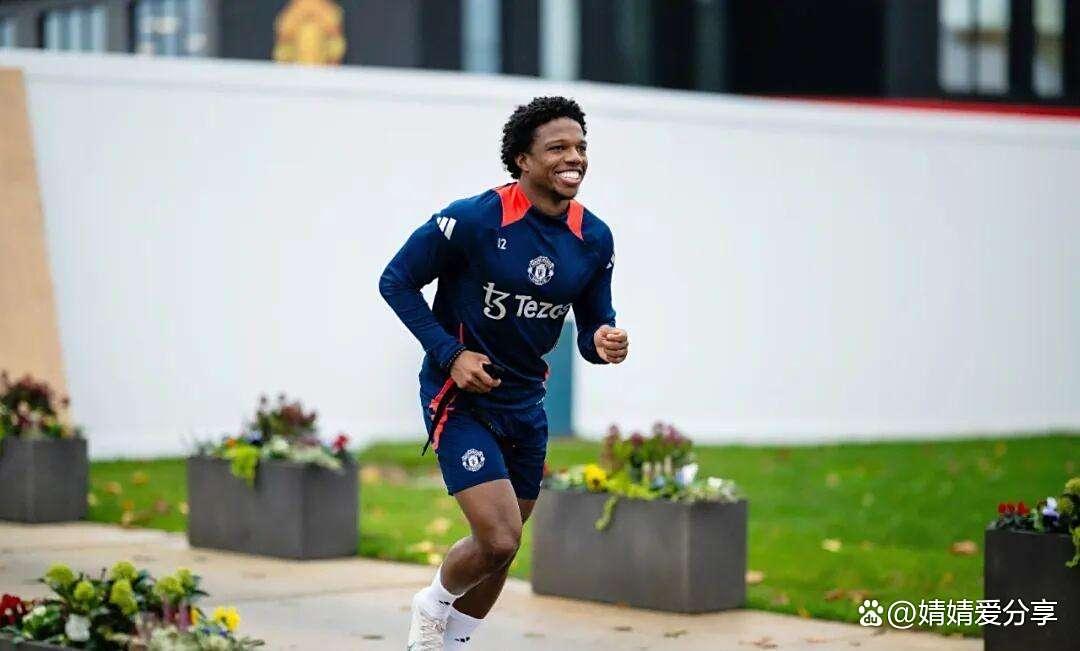 关于今晨体能课后，曼联复出首秀备战荷甲，媒体盛赞，数据趋势出现新变化的信息