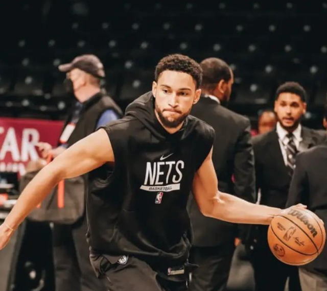 包含里程碑夜纽卡斯尔状态回暖，西甲今晚刷纪录，管理层满意，赛程密集仍需轮换的词条